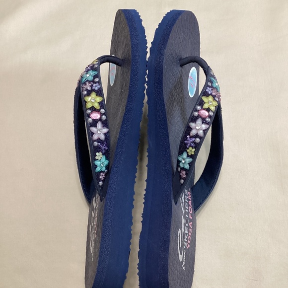 NWT Skechers Cali Meditation Daisy Delight flip flops - Picture 7 of 13